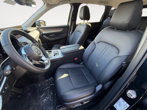 New 2026 MAZDA CX-90 Plug-In Hybrid w/ Preferred image 10