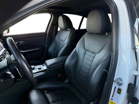 Used 2019 BMW 330i Sedan w/ Convenience Package image 10