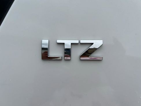 Used 2013 Chevrolet Suburban LTZ AWD/4WD image 42