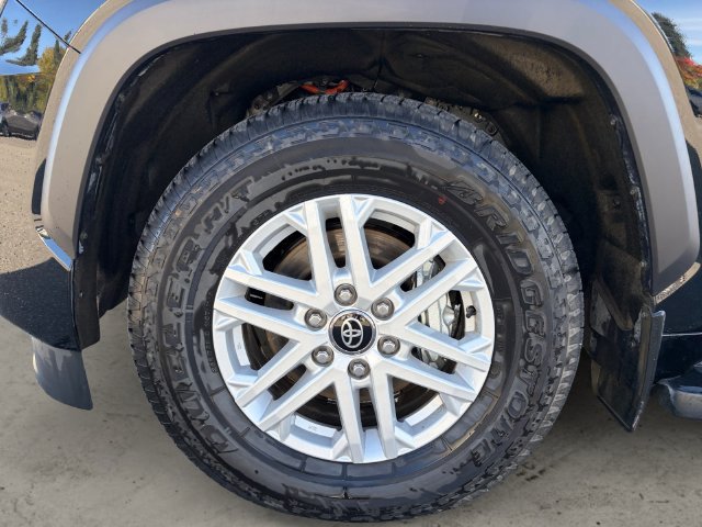 Used 2026 Toyota Sequoia SR5 w/ SR5 Premium Package AWD/4WD image 9