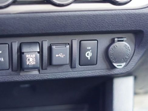 Certified 2021 Toyota Tacoma TRD Sport w/ Technology Package image 34