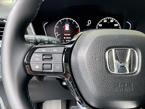 Used 2025 Honda Pilot EX-L image 53