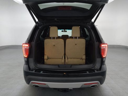 Used 2016 Ford Explorer Limited FWD image 29