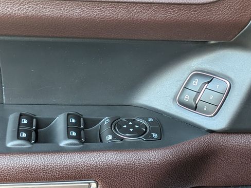 Used 2024 Ford Expedition Max Limited image 15