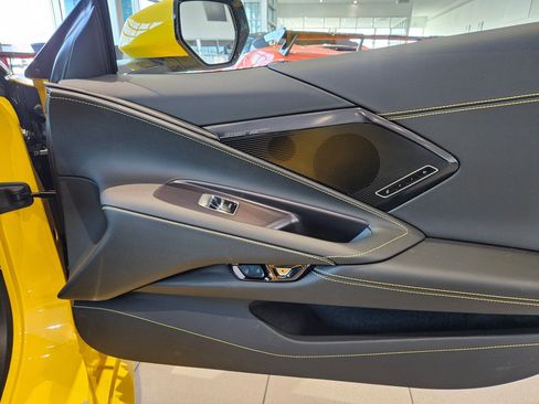 Used 2026 Chevrolet Corvette Stingray Preferred Conv w/ Z51 Performance Package RWD image 30
