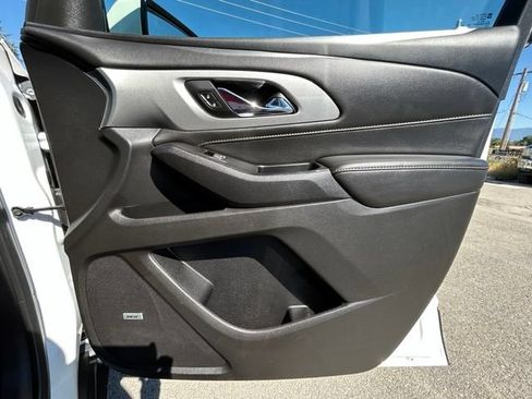 Used 2020 Chevrolet Traverse RS AWD/4WD image 42