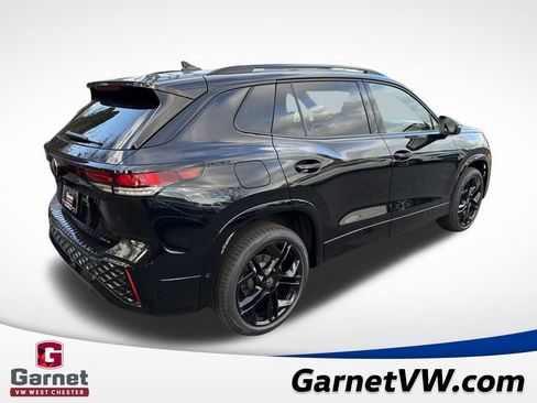 New 2026 Volkswagen Tiguan SE R-Line image 5