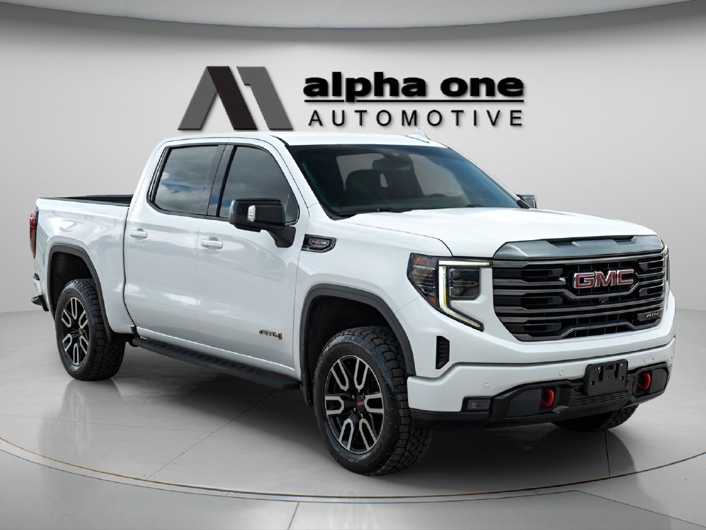 Used 2022 GMC Sierra 1500 AT4 w/ AT4 Premium Package AWD/4WD image 3