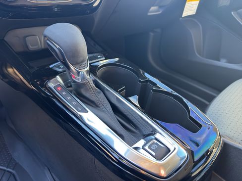 New 2026 Chevrolet Trax LT w/ Sunroof Package image 15