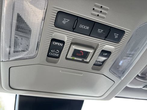 Used 2023 Toyota RAV4 Limited AWD/4WD image 18