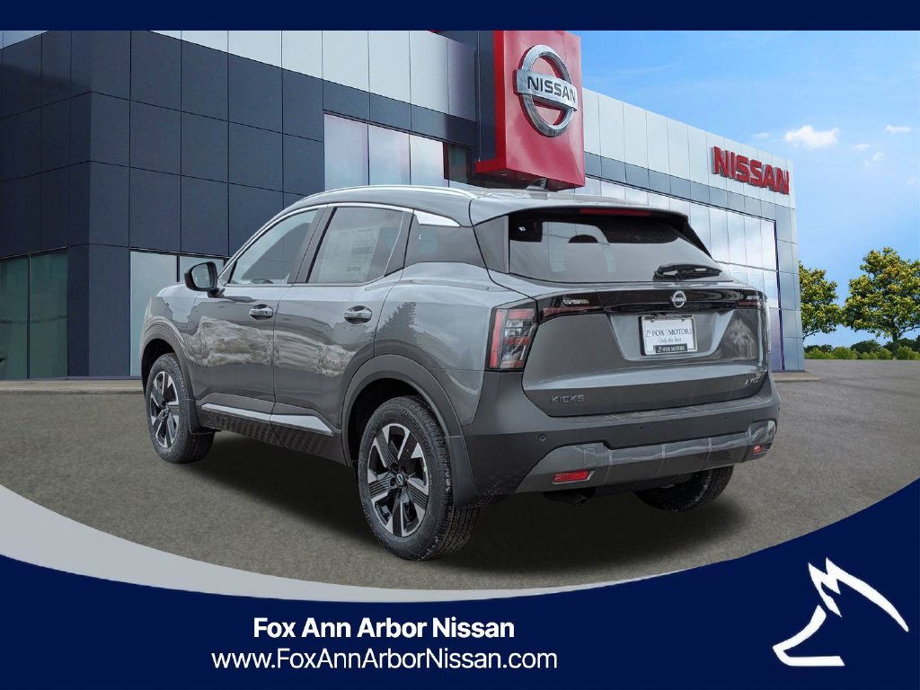 Used 2026 Nissan Kicks SV w/ SV Premium Package AWD/4WD image 3