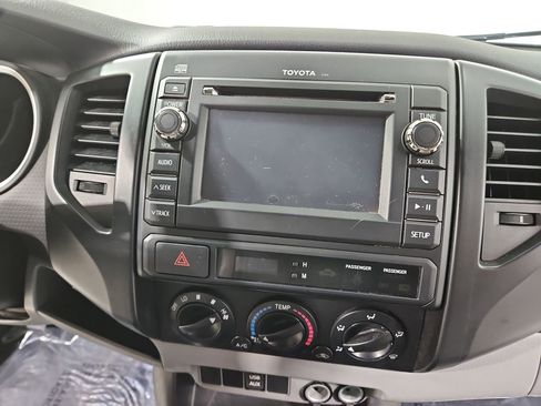 Used 2013 Toyota Tacoma 2WD Regular Cab image 19
