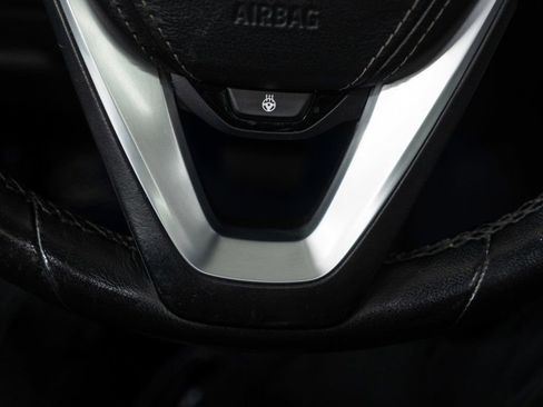 Used 2019 BMW X5 xDrive40i w/ Premium Package 2 image 38