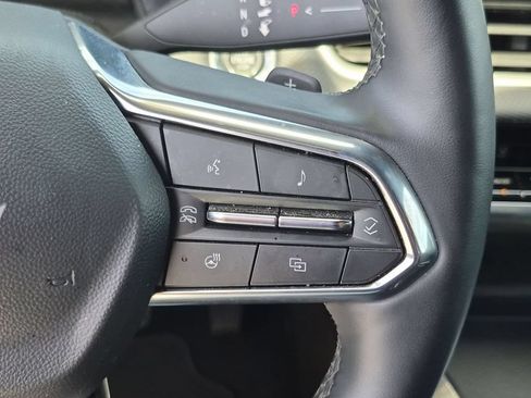 Used 2025 Chevrolet Equinox LT FWD image 22