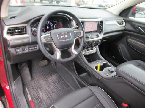 Used 2023 GMC Acadia Denali w/ Denali Ultimate Package image 14