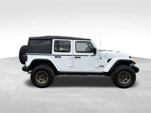Used 2023 Jeep Wrangler Unlimited Rubicon 392 w/ Xtreme Recon 35" Tire Package AWD/4WD image 9