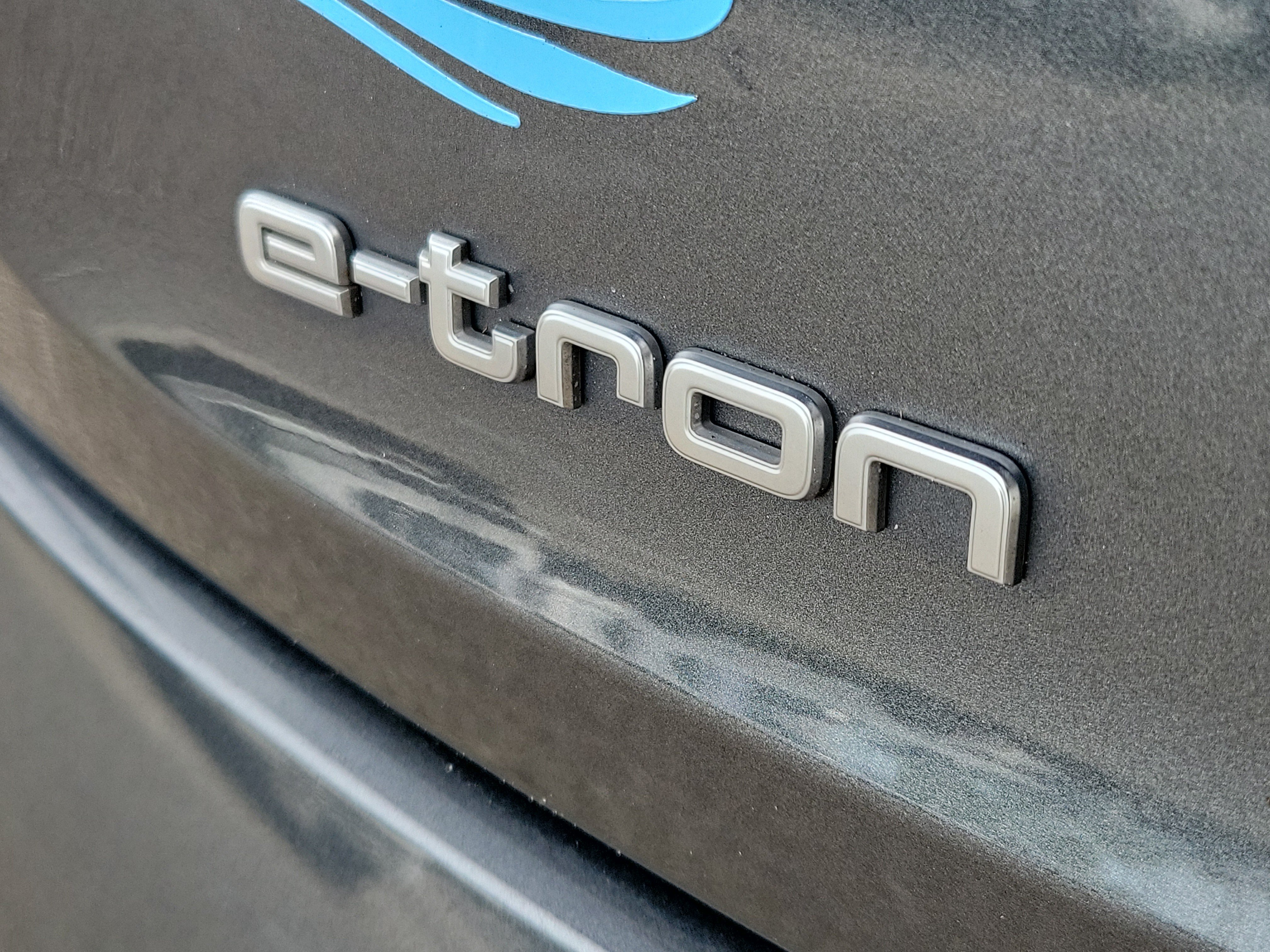 Used 2021 Audi e-tron Premium Plus w/ Premium Plus Package AWD/4WD image 9
