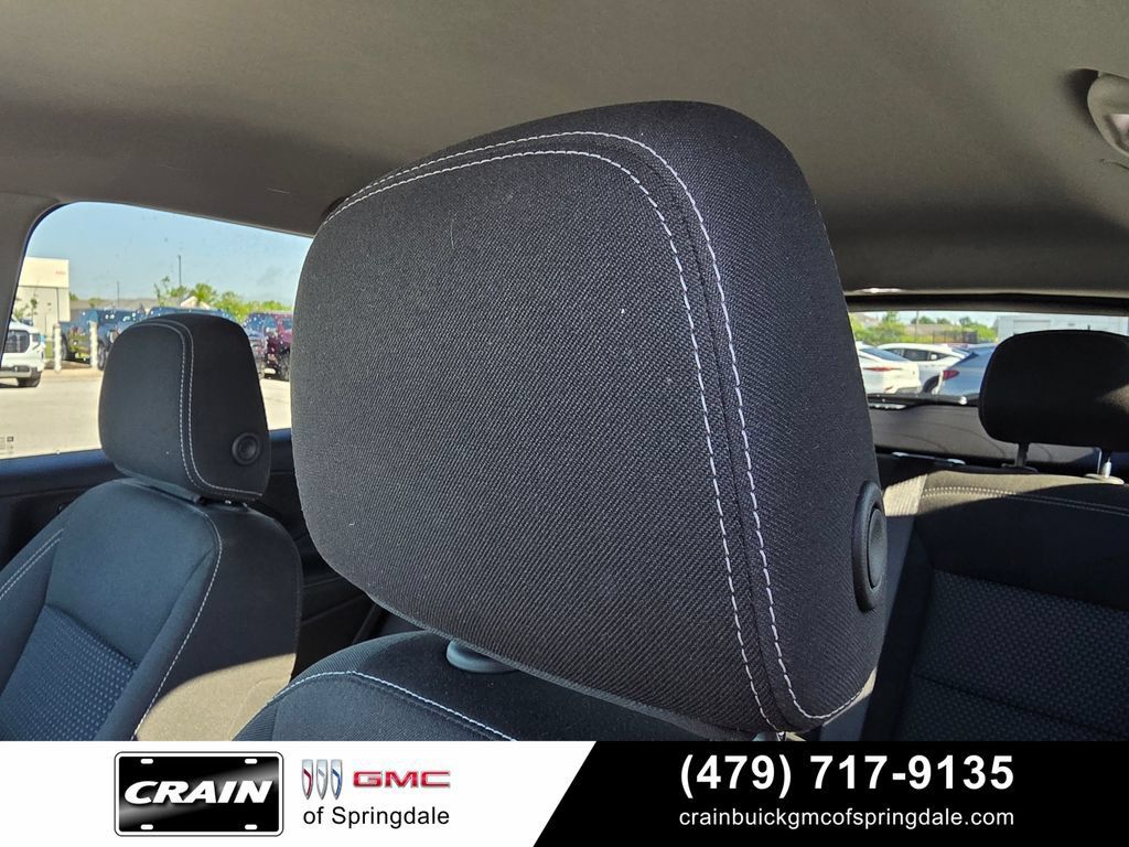Used 2024 GMC Terrain SLE FWD image 22