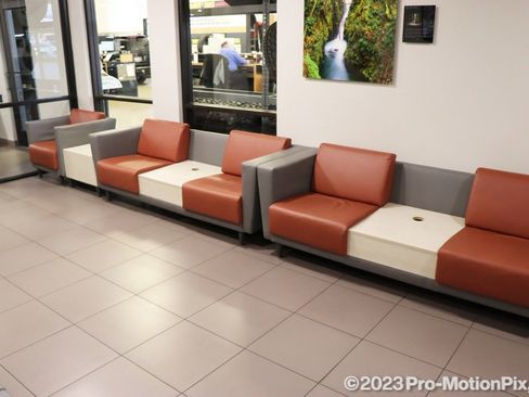 Used 2024 Ford Bronco Wildtrak image 37