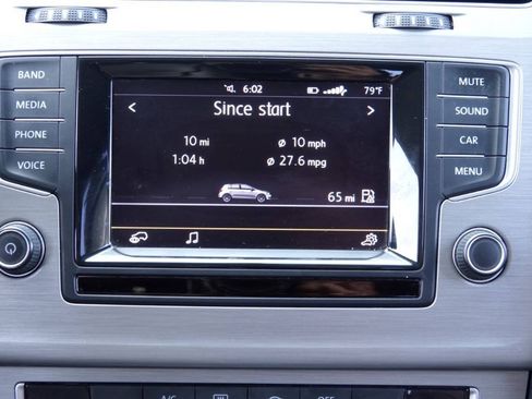 Used 2015 Volkswagen Golf TDI S FWD image 76