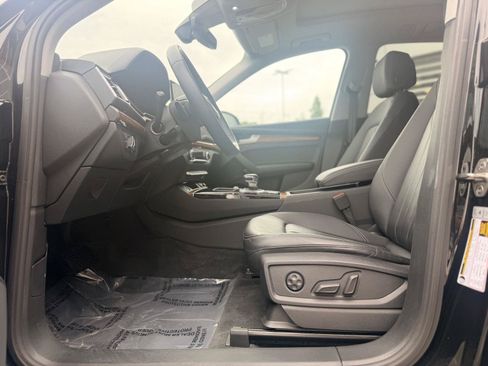 Certified 2024 Audi Q5 Premium AWD/4WD image 10