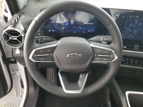 New 2026 Chevrolet Equinox LT image 21