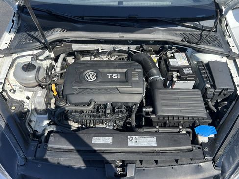 Used 2017 Volkswagen Golf S FWD image 36