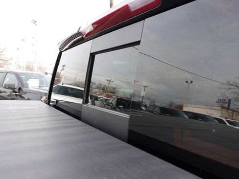 Used 2024 GMC Sierra 1500 AT4 w/ AT4 Premium Package image 30