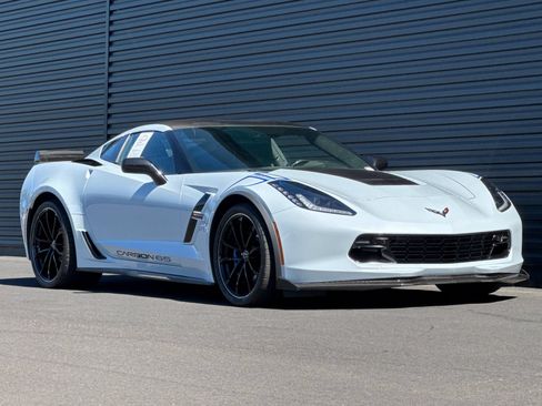 Used 2018 Chevrolet Corvette Grand Sport w/ Carbon 65 Edition RWD image 10