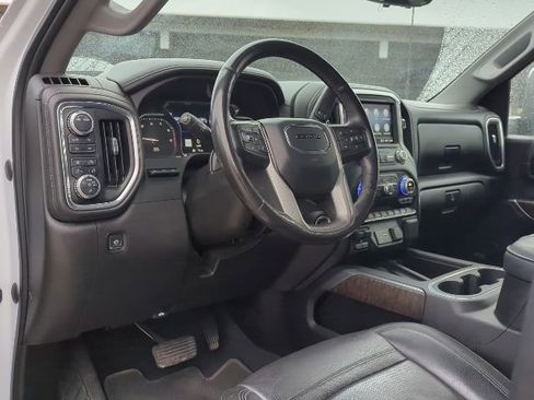 Used 2022 GMC Sierra 2500 Denali w/ Denali Ultimate Package image 4