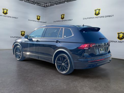 Used 2022 Volkswagen Tiguan SE R-Line image 3