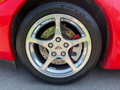 Used 2000 Chevrolet Corvette 5.7L V8 w/ Performance Handling Pkg image 14