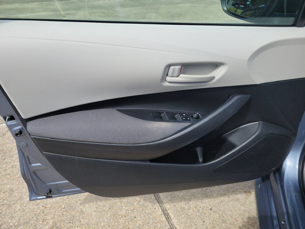 Used 2024 Toyota Corolla LE FWD image 12