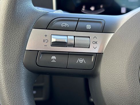 Used 2025 Hyundai Sonata SEL FWD image 30