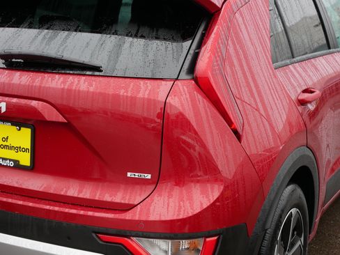 Certified 2023 Kia Niro EX w/ EX Cold Weather Package image 17