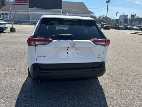 Used 2023 Toyota RAV4 LE image 7