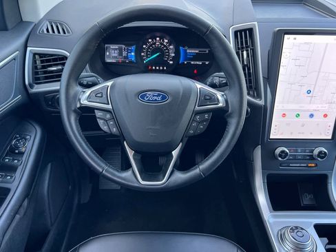 Used 2024 Ford Edge SEL image 14