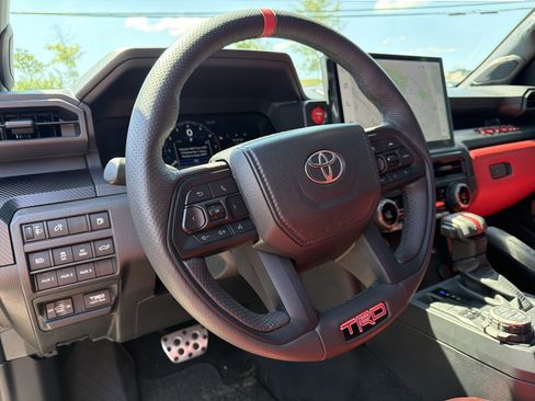 Used 2024 Toyota Tacoma TRD Pro AWD/4WD image 15