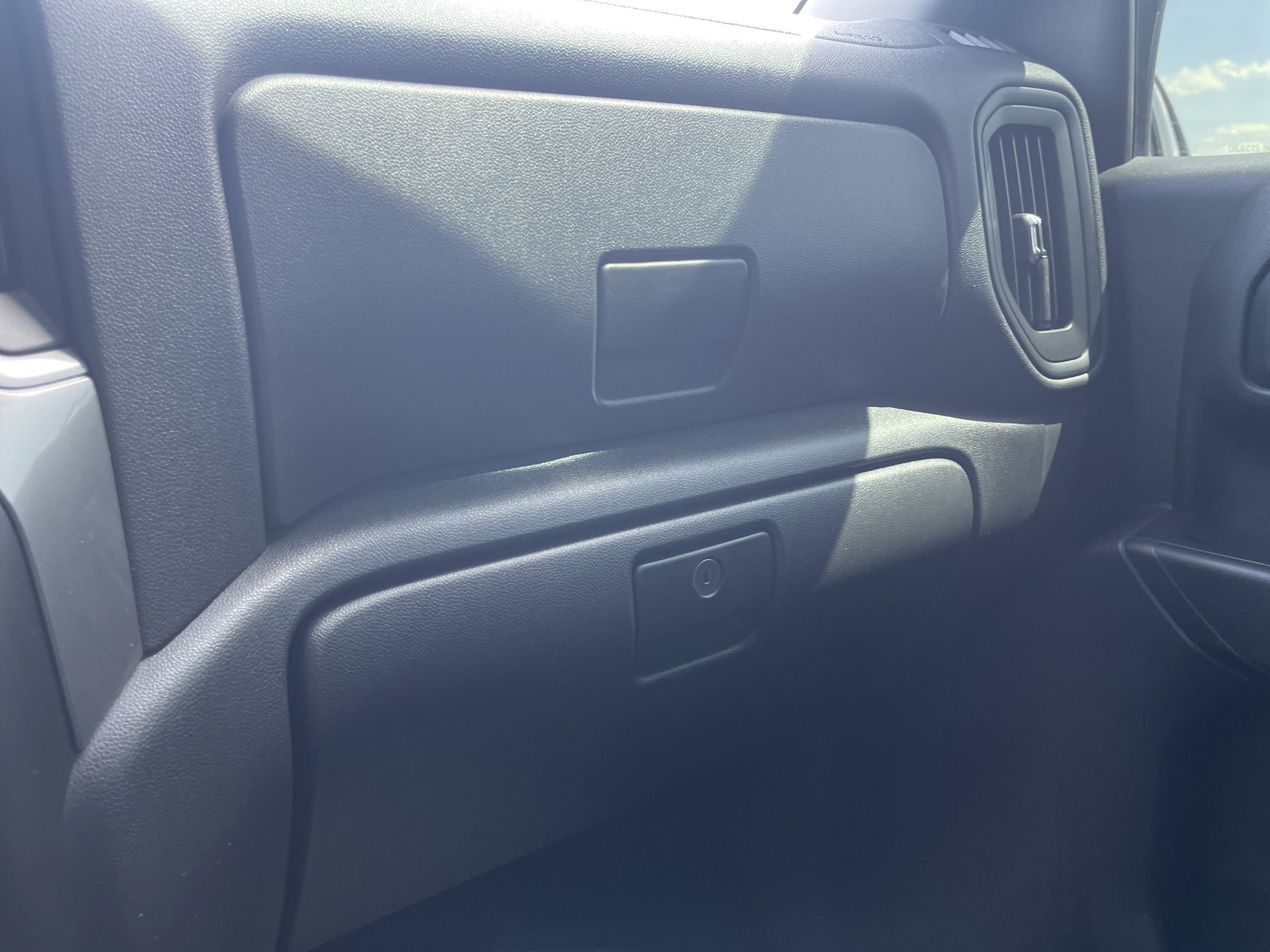 Used 2019 Chevrolet Silverado 1500 Custom w/ Custom Value Package RWD image 34