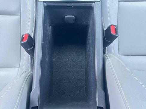 Used 2025 Toyota Camry SE w/ Convenience Package FWD image 23