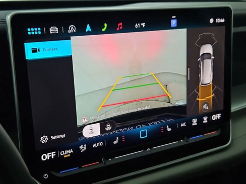 New 2025 Volkswagen Tiguan SE image 31