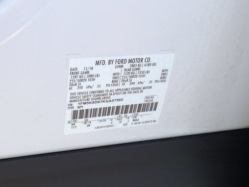 Used 2019 Ford Explorer XLT w/ Equipment Group 202A AWD/4WD image 35