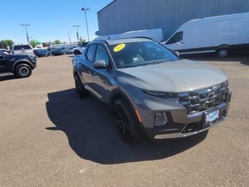 Used 2024 Hyundai Santa Cruz Limited AWD/4WD image 3