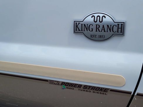 Used 2011 Ford F350 King Ranch w/ King Ranch w/Chrome Pkg AWD/4WD image 7