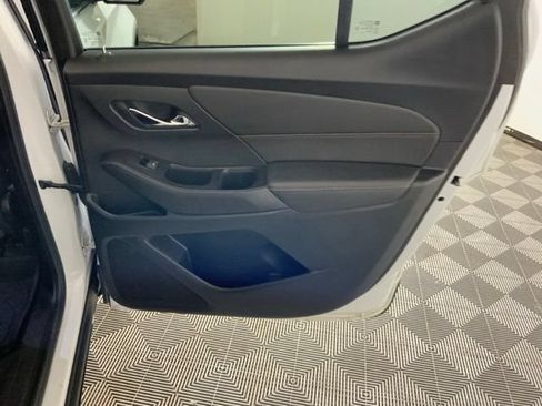 Used 2020 Chevrolet Traverse LT FWD image 36
