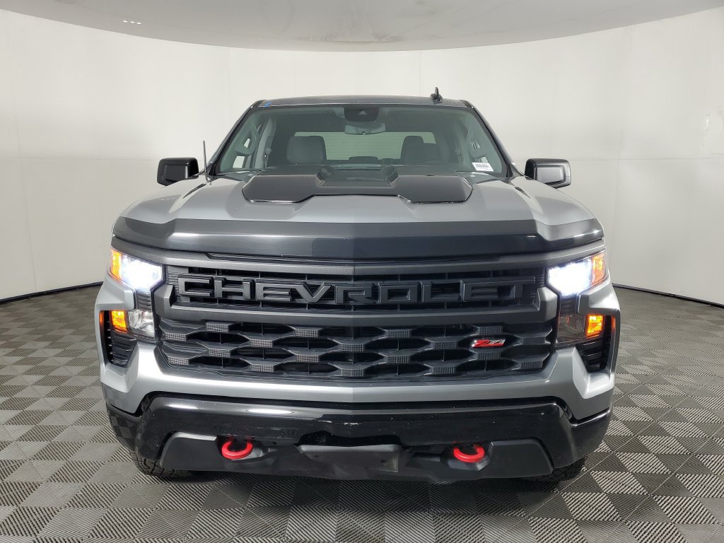 Certified 2024 Chevrolet Silverado 1500 Custom Trail Boss w/ LPO, Dark Essentials Package AWD/4WD image 9