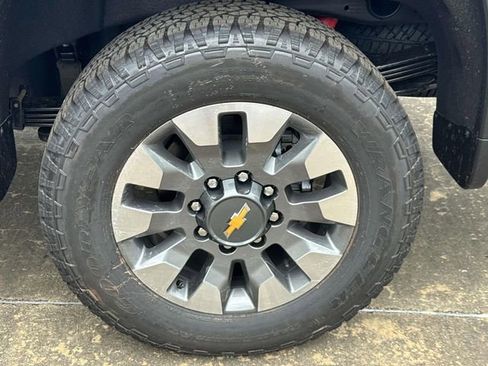 New 2026 Chevrolet Silverado 2500 LT AWD/4WD image 4