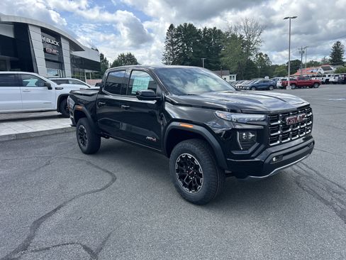 New 2026 GMC Canyon AT4 w/ Technology Plus Package AWD/4WD image 14