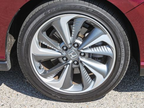 Used 2018 Honda Clarity Plug-In Hybrid image 13