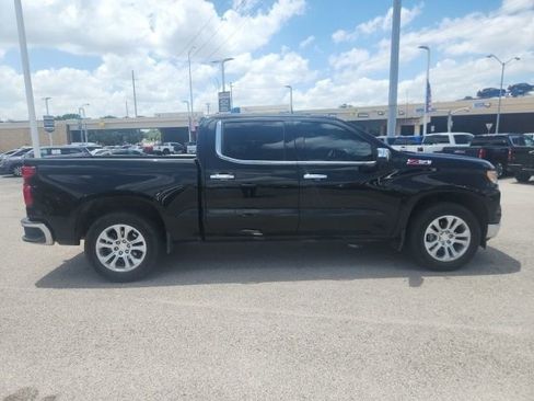 Used 2023 Chevrolet Silverado 1500 LTZ AWD/4WD image 6